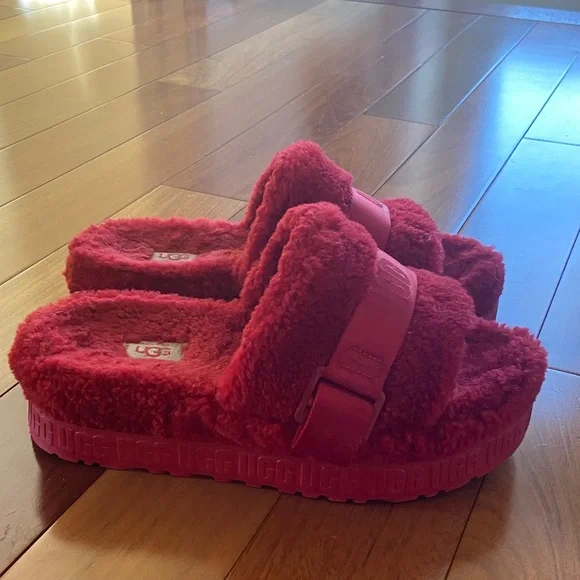 UGG fluffita platform slipper sandals - Picture 2 of 2